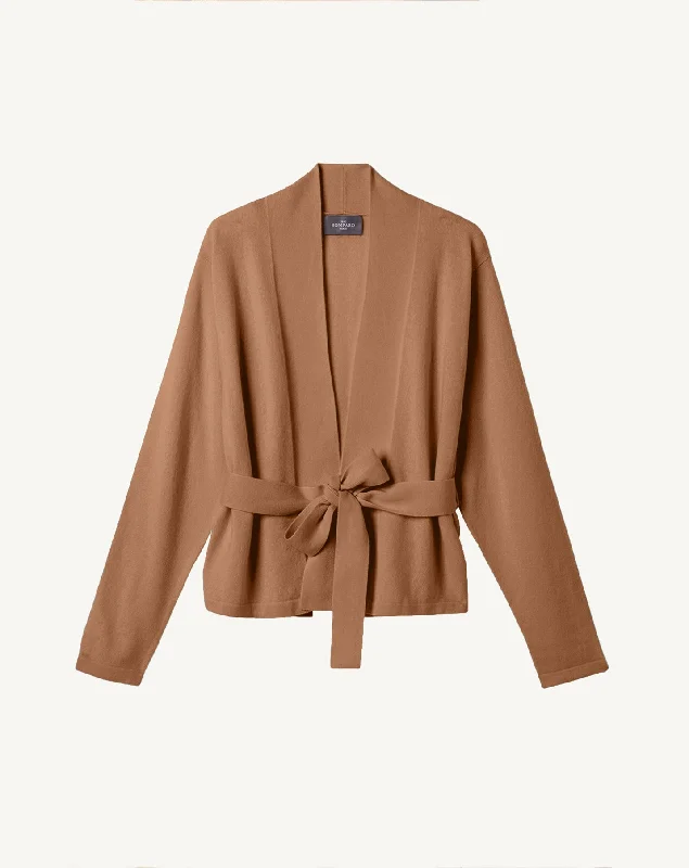 Cropped belted jacket